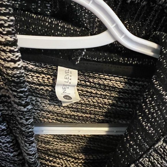 Knitted Hoodie - Picture 3 of 3